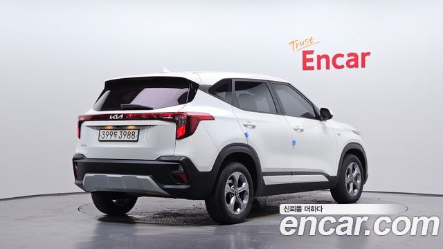 Kia Seltos 2023 — photo 2
