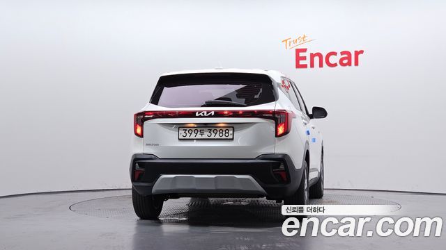 Kia Seltos 2023 — photo 4