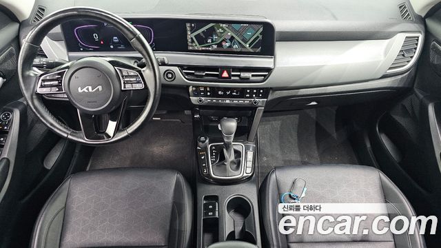 Kia Seltos 2023 — photo 10
