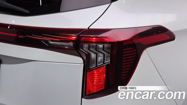 Kia Seltos 2023 — photo 9