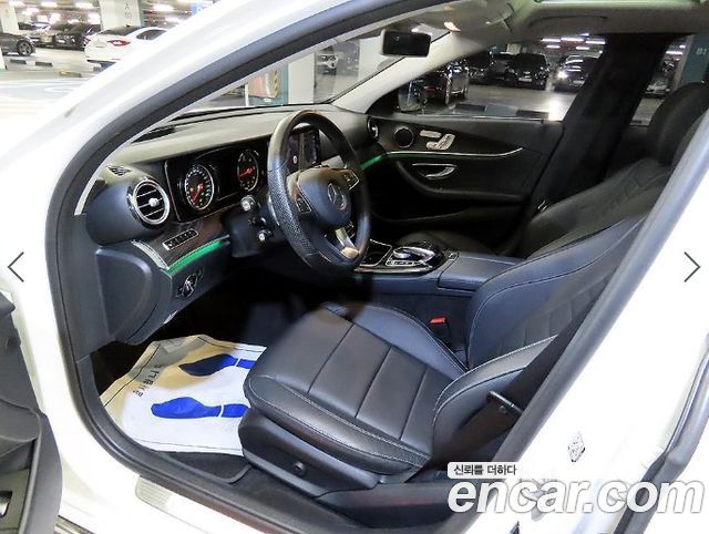 Mercedes-Benz E-Class 2017 — photo 6