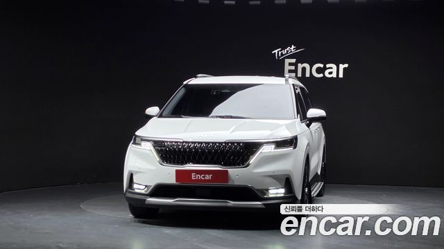 Kia Canival 2022 — photo 3