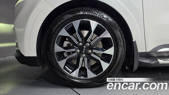 Kia Canival 2022 — photo 5