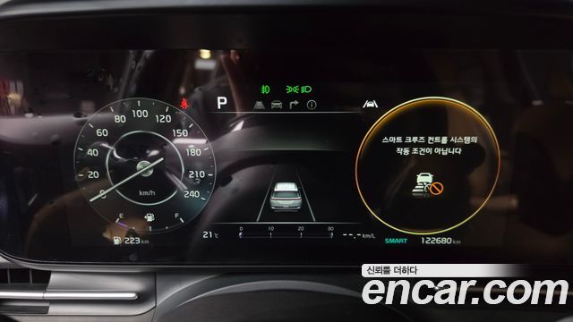 Kia Canival 2022 — photo 11