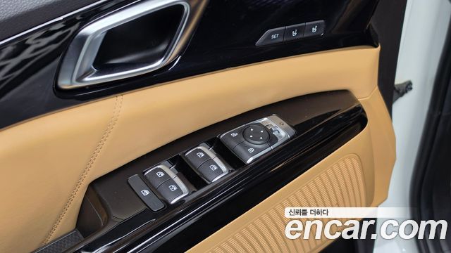 Kia Canival 2022 — photo 24