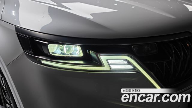 Kia Canival 2022 — photo 8