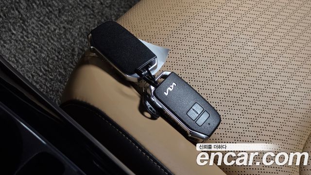 Kia Canival 2022 — photo 27