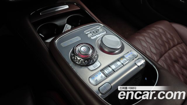 Genesis G90 2022 — photo 9