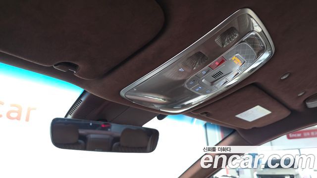 Genesis G90 2022 — photo 17