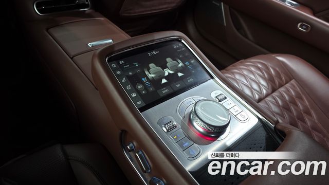 Genesis G90 2022 — photo 19