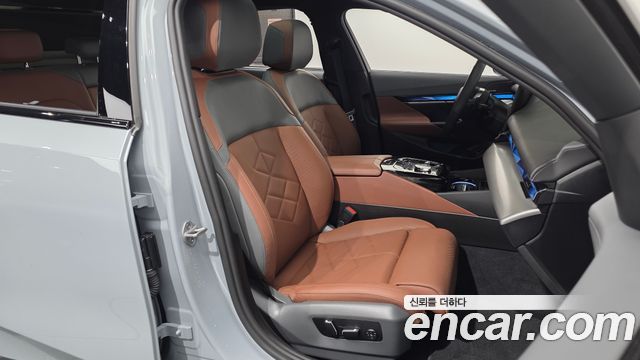 BMW 5-Series 2026 — photo 12
