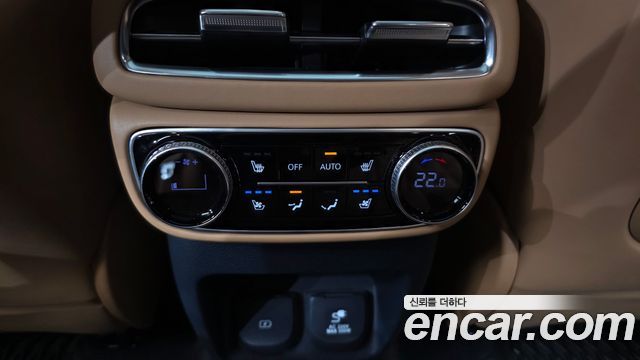 Genesis GV80 2021 — photo 15