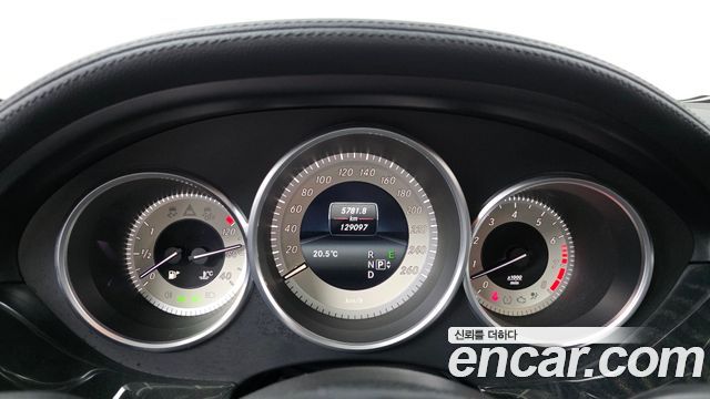 Mercedes-Benz CLS-Class 2015 — photo 8