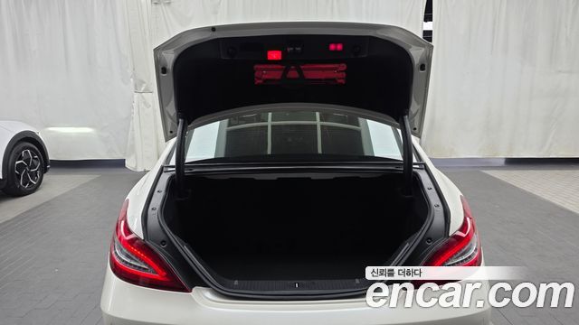 Mercedes-Benz CLS-Class 2015 — photo 20