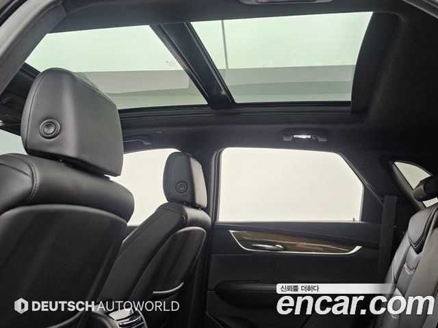Cadillac XT5 2019 — photo 18
