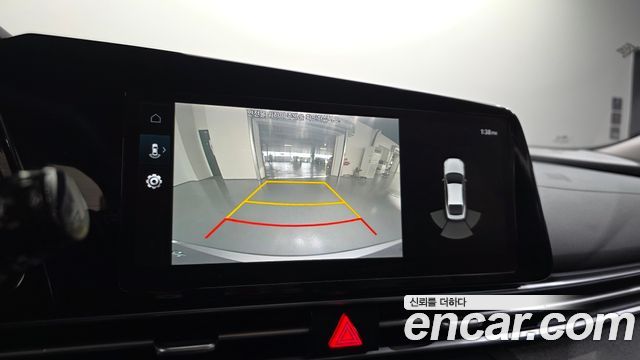 Hyundai AVANTE 2021 — photo 21