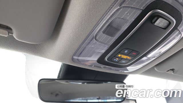 Hyundai AVANTE 2021 — photo 25