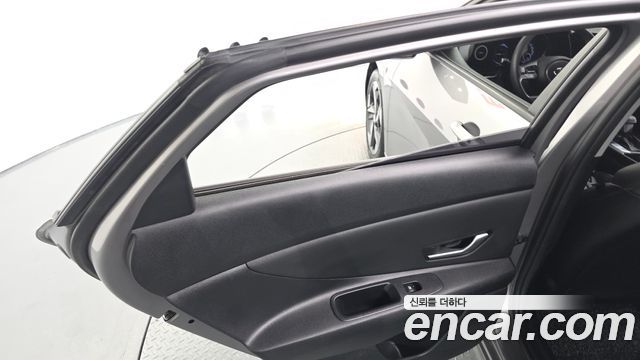 Hyundai AVANTE 2021 — photo 15