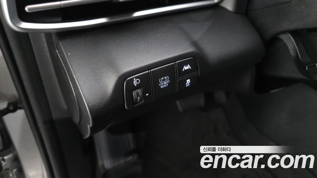 Hyundai AVANTE 2021 — photo 29