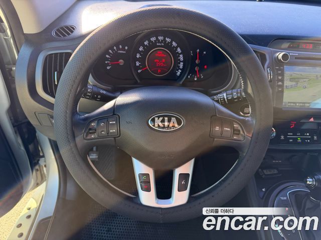 Kia Sportage 2013 — photo 7