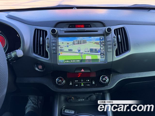 Kia Sportage 2013 — photo 14