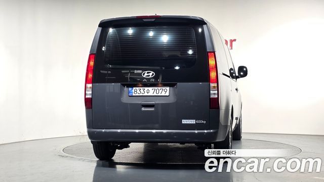 Hyundai Staria 2026 — photo 4