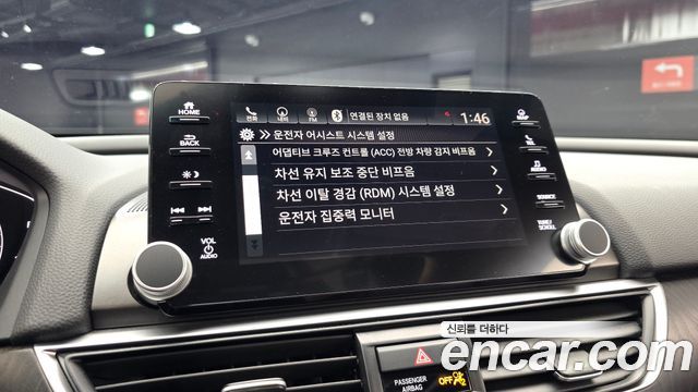 Honda Accord 2019 — photo 23