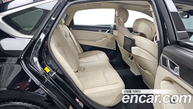 Hyundai Genesis 2016 — photo 12