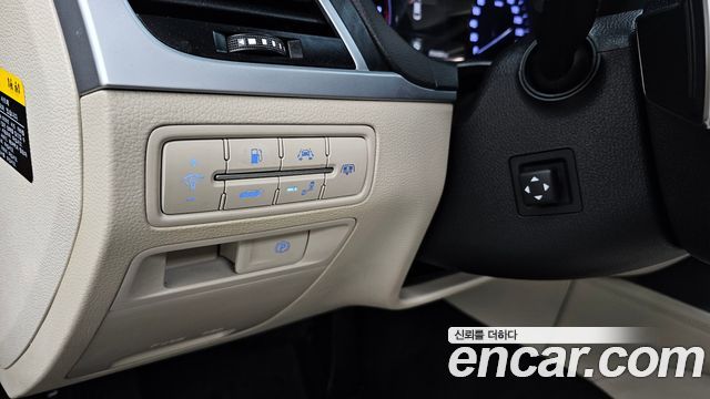 Hyundai Genesis 2016 — photo 16