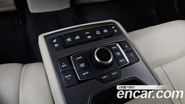 Hyundai Genesis 2016 — photo 19