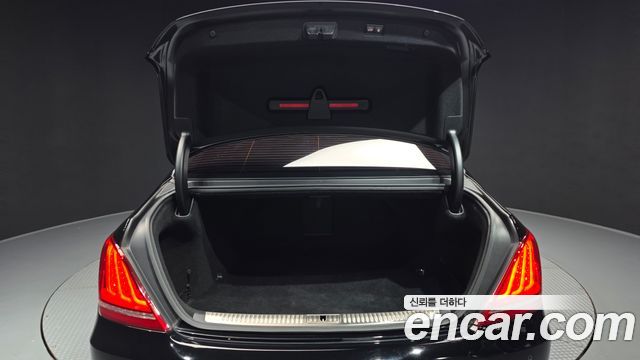 Genesis EQ900 2016 — photo 26