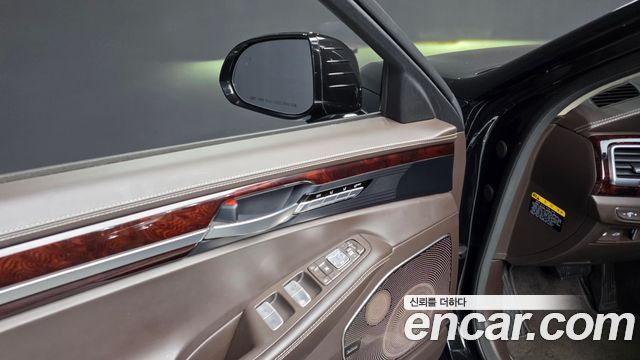 Genesis EQ900 2016 — photo 35