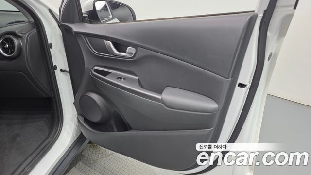 Hyundai Kona 2022 — photo 14