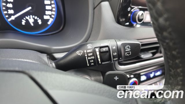Hyundai Kona 2022 — photo 27