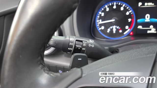 Hyundai Kona 2022 — photo 29