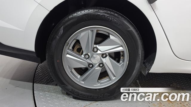 Hyundai AVANTE 2024 — photo 5
