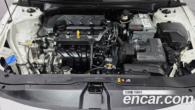 Hyundai AVANTE 2024 — photo 6