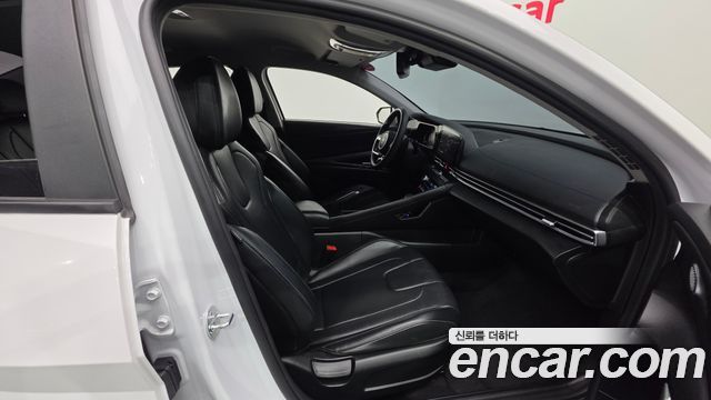 Hyundai AVANTE 2024 — photo 13