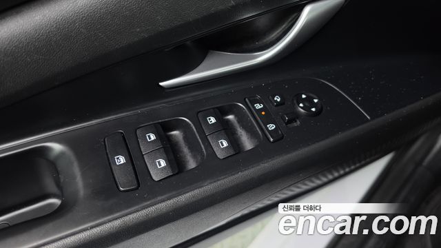 Hyundai AVANTE 2024 — photo 17
