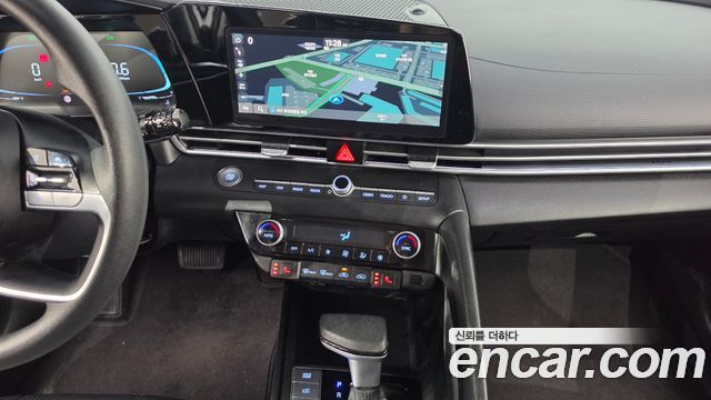 Hyundai AVANTE 2024 — photo 23