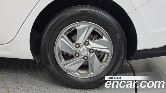 Hyundai AVANTE 2024 — photo 7