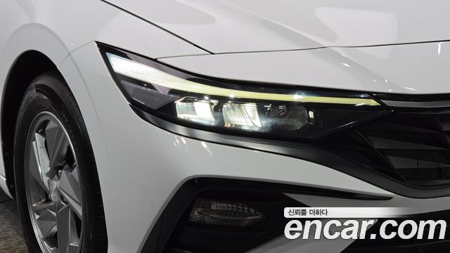 Hyundai AVANTE 2024 — photo 8