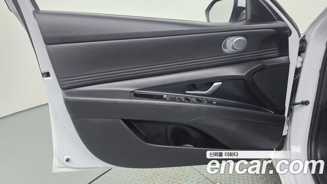 Hyundai AVANTE 2024 — photo 14