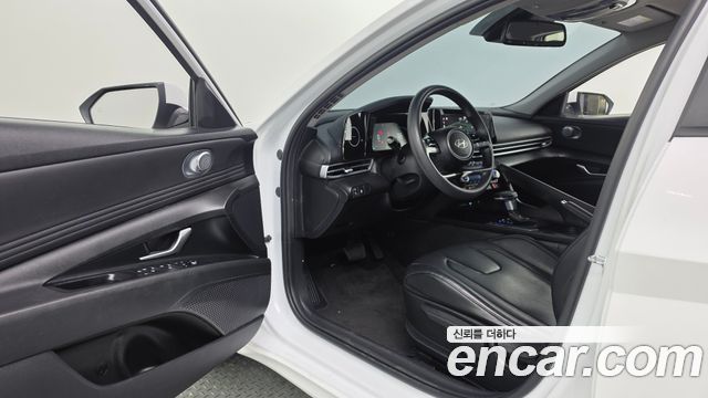 Hyundai AVANTE 2024 — photo 16