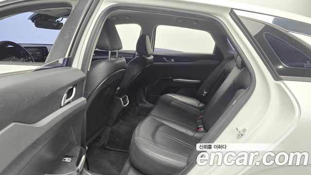 Kia K5 2020 — photo 17