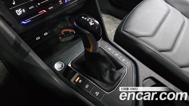 Volkswagen Tiguan 2023 — photo 12