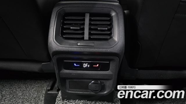 Volkswagen Tiguan 2023 — photo 25