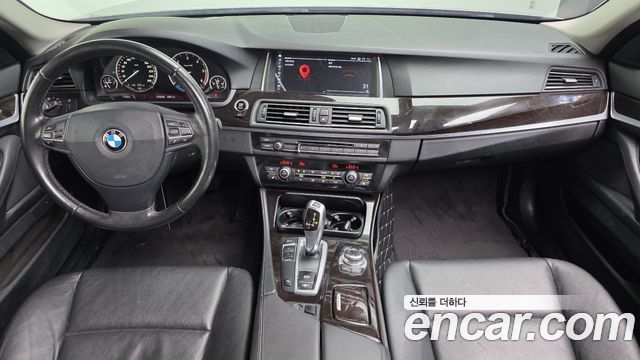 BMW 5-Series 2012 — photo 7