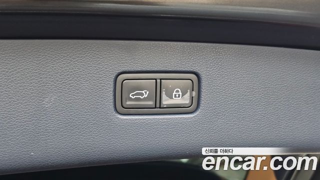 Genesis GV80 2020 — photo 30