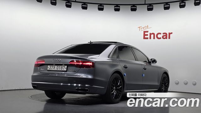 Audi A8 2016 — photo 2
